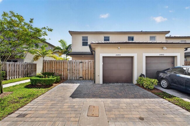Building Photo - 26450 SW 148th Ct