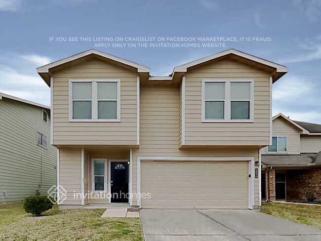 Building Photo - 14438 Moreno Ave