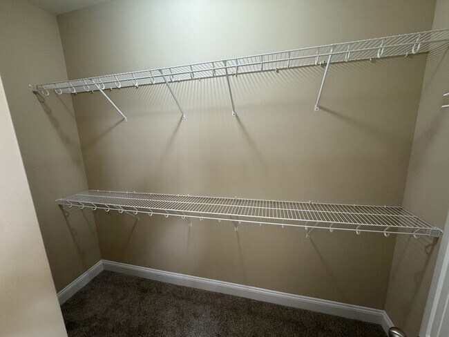 Building Photo - 3617 Jerry Anderson Dr