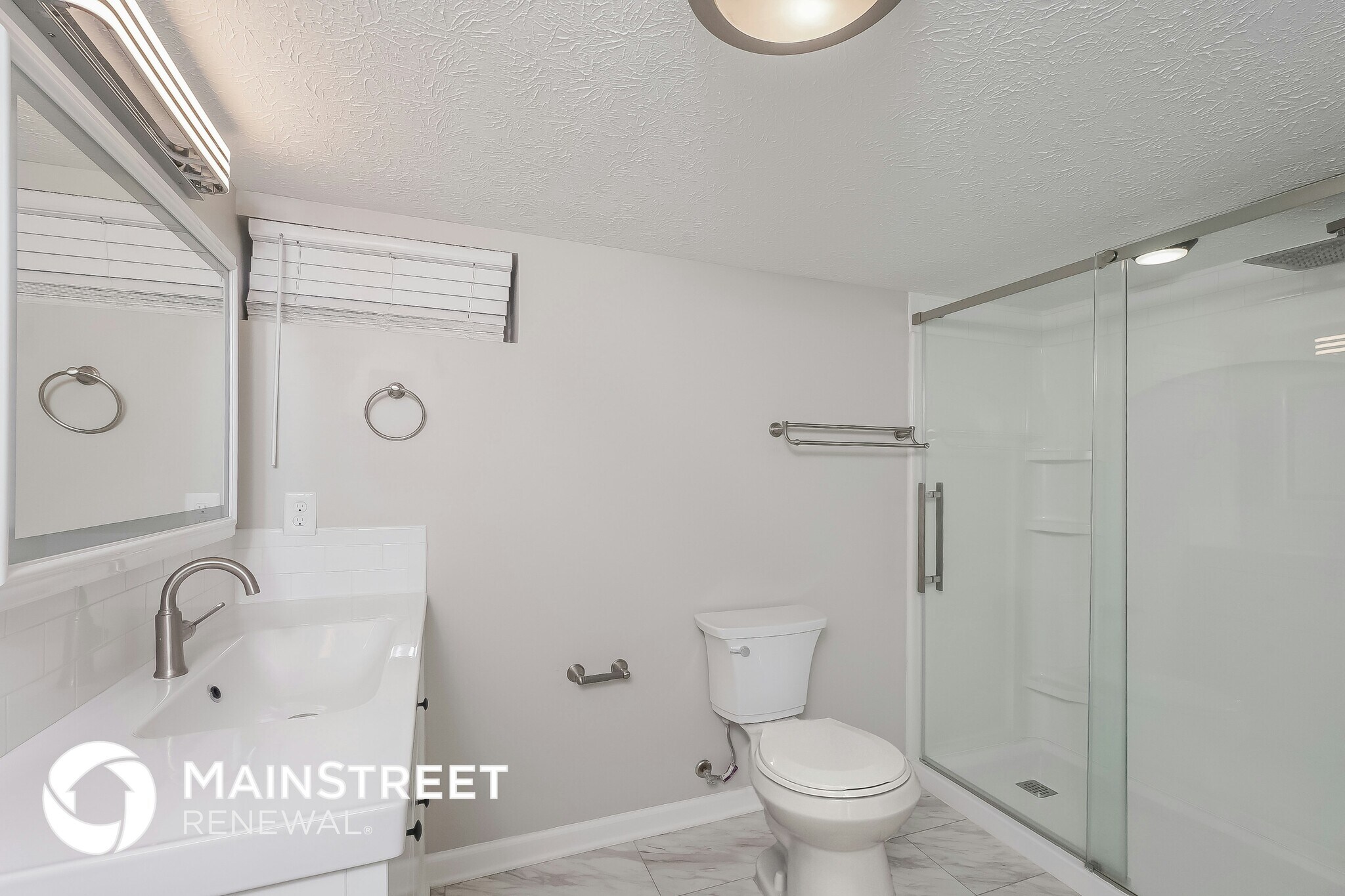 Building Photo - 9214 Lantana Dr