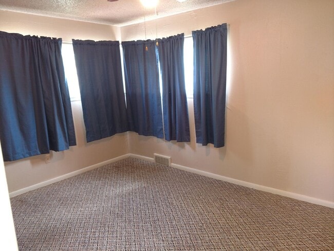 Building Photo - Move in SPECIAL. 1/2 off first full months...