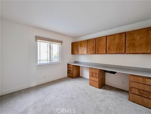 Building Photo - 2248 Drayton Ave