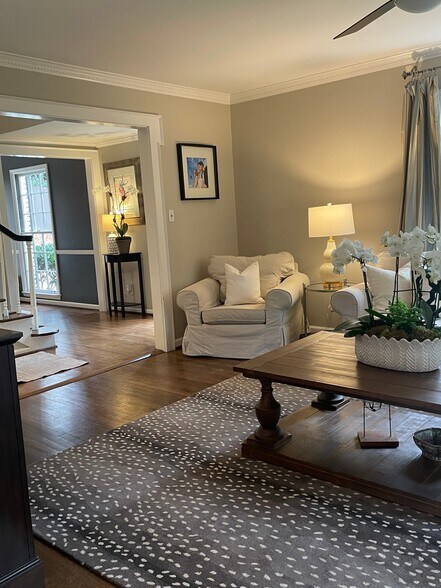 Building Photo - 4044 Emma Ln NE