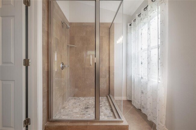 Building Photo - 10248 Woodford Bridge St