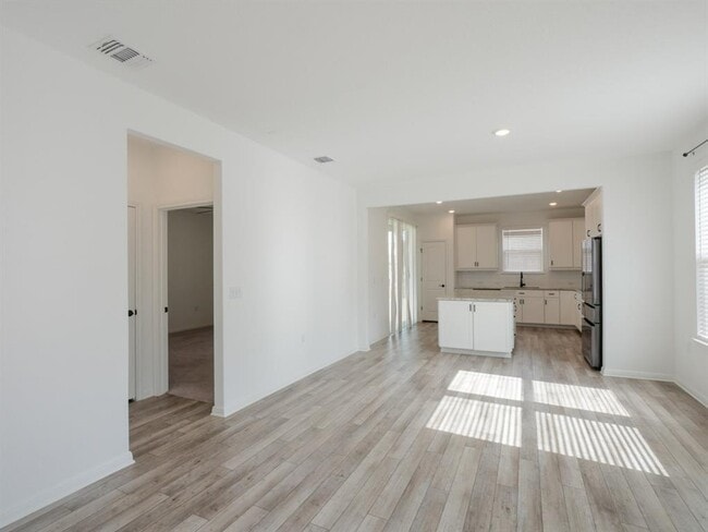 Building Photo - 103 Kitty Hawk Rd