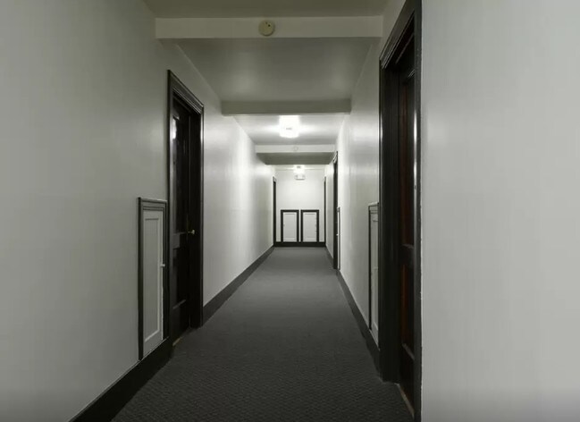 Building Photo - 4522 Brooklyn Ave NE