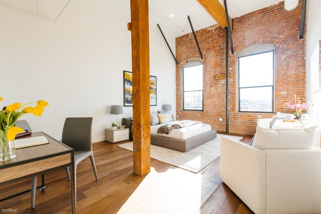 Building Photo - 1 br, 1 bath Apartment - Arthouse Lofts 339