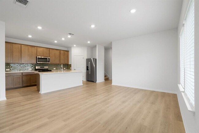 Building Photo - 104 Boondoggle Rdg