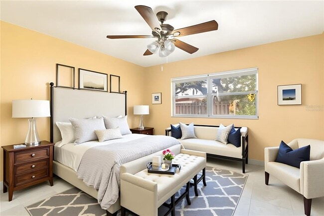 Building Photo - 140 Ave W NW