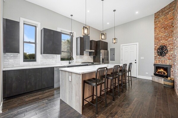 Gourmet kitchen - 3330 S Indiana Ave