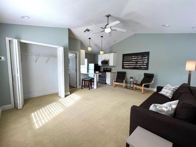 Building Photo - 14541 Cotswolds Dr