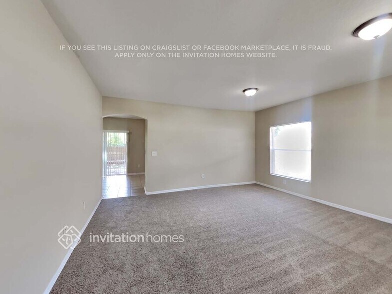 Building Photo - 2532 Butterfly Landing Dr