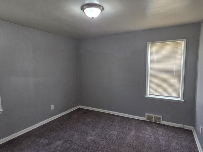 Building Photo - 9245 Archdale St