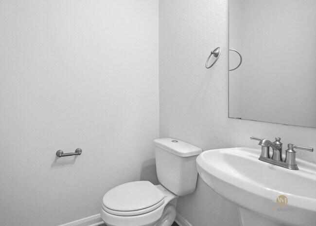Building Photo - Modern 2023-Built Home | Community Pool, EV Charging & Appliances Included!