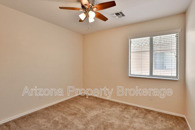 Building Photo - 16011 W Kendall St
