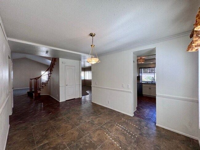 Building Photo - Spacious 5 Bedroom Home in Menifee Lakes with a 3 Car Garage for Lease!