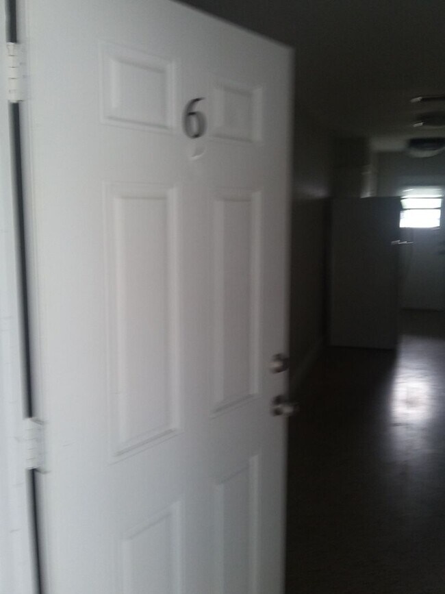 Building Photo - 1710 S Washington Ave