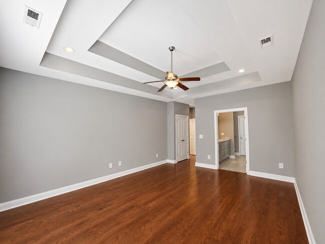 Building Photo - 9181 Abingdon Dr
