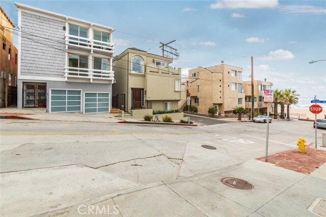 Building Photo - 126 Neptune Ave