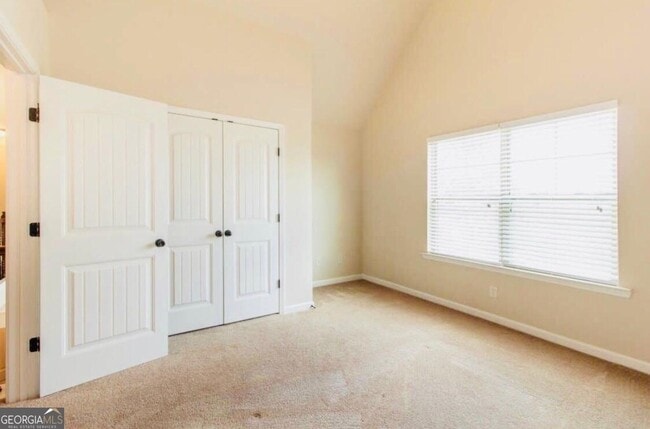 Building Photo - 75 Village Park Dr