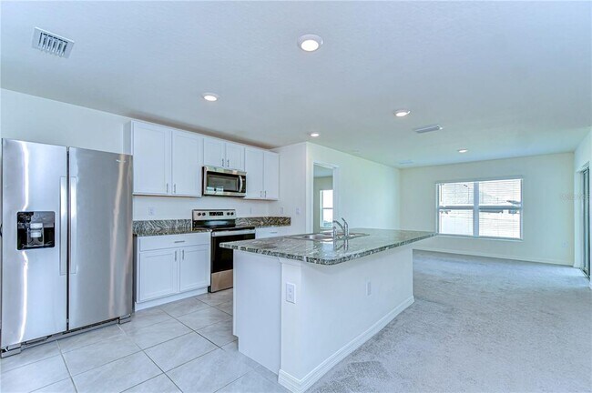 Building Photo - 38255 Sonnet Landing Ave