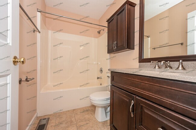 Building Photo - 6350 Stonington Dr