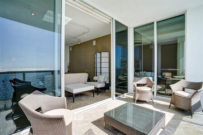 Building Photo - 18101 Collins Ave