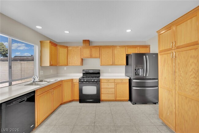 Building Photo - 7156 Enterprise Dr