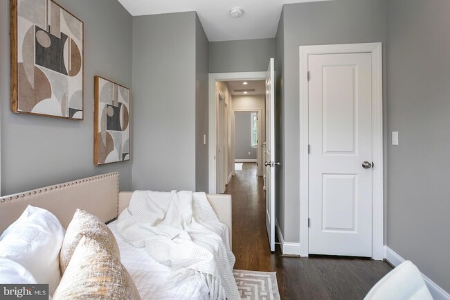 Building Photo - 4023 New Hampshire Ave NW