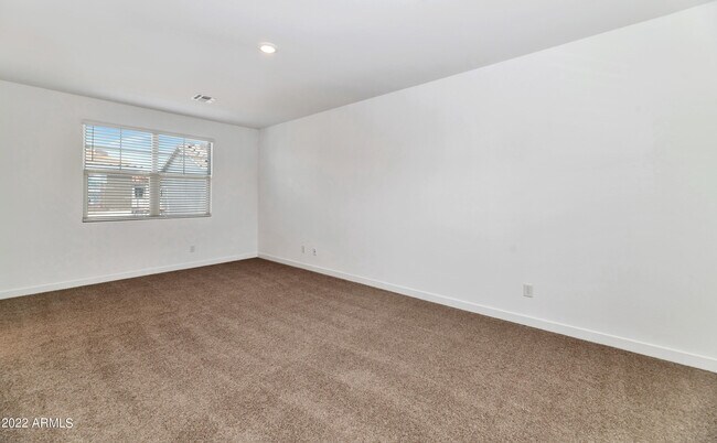 Building Photo - 9918 E Texas Ave