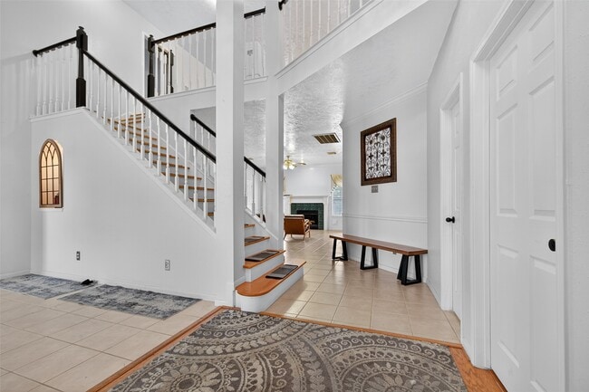 Building Photo - 3318 Pebble Trace Dr