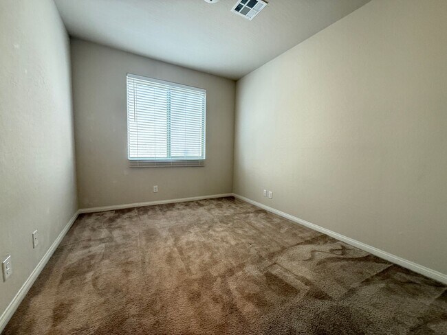 Building Photo - 8974 Don Valley Ave