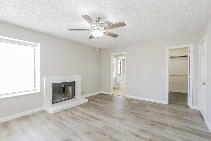 Building Photo - 405 Tobler Dr