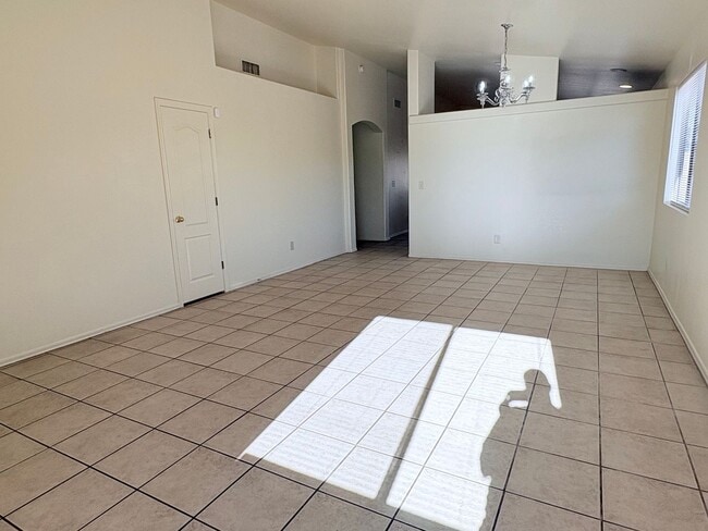 Building Photo - 3 bed/2 bath home on the north west side with garage and fenced yard