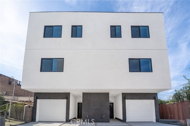 Building Photo - 5889 Brentwood St