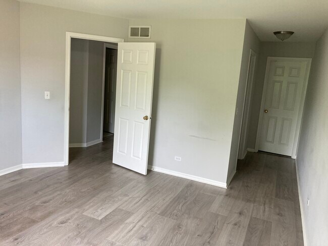 1st Floor FR - 343 Westmore Meyers Rd