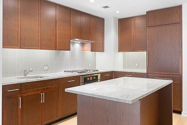 Building Photo - 580 Washington St