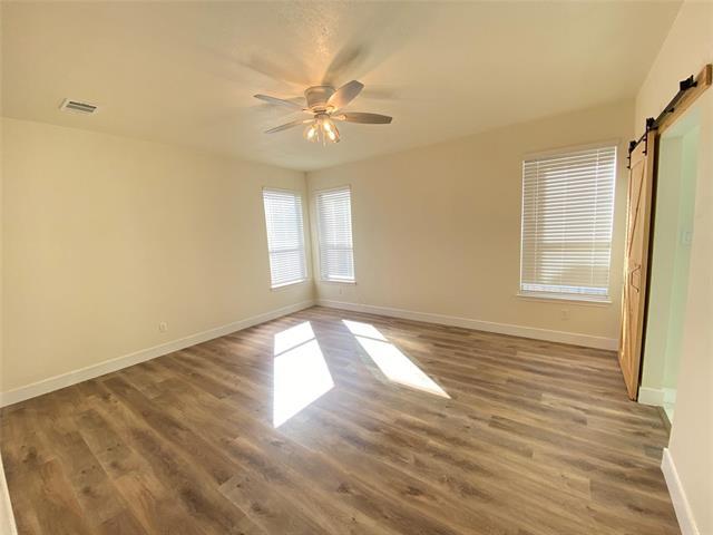 Building Photo - 1622 Mineral Springs Dr