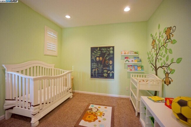 Building Photo - 3200 Spicewood Ln