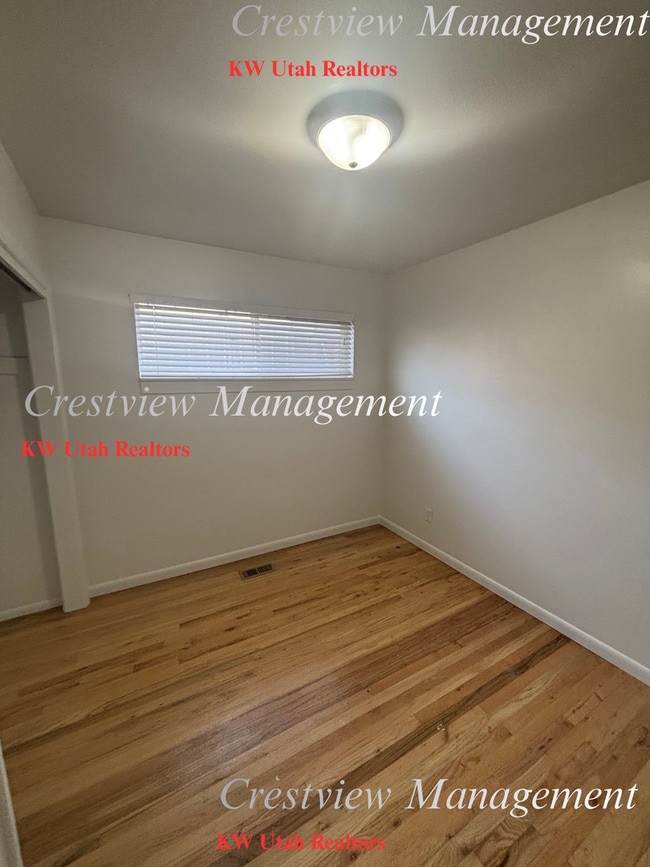 Building Photo - Marmalade Square