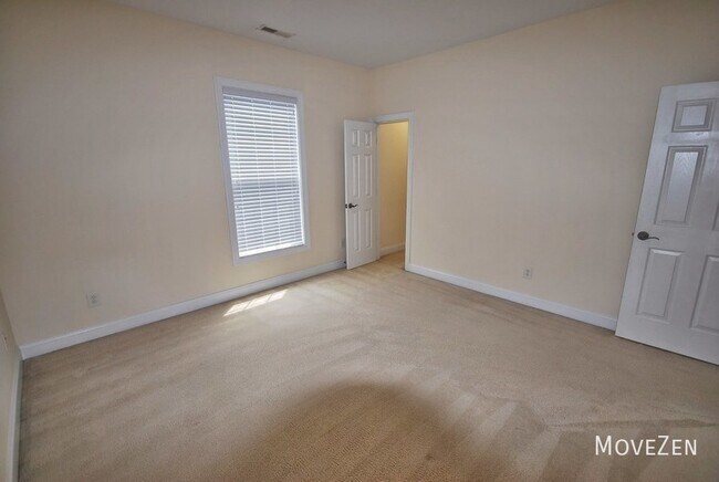 Building Photo - 414 Longford Ct