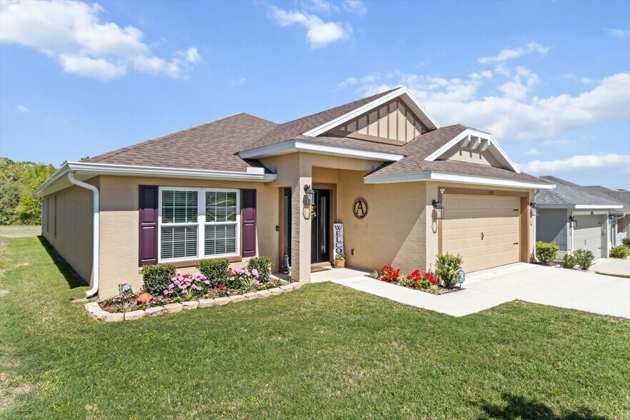 Building Photo - 615 W Rexford Dr