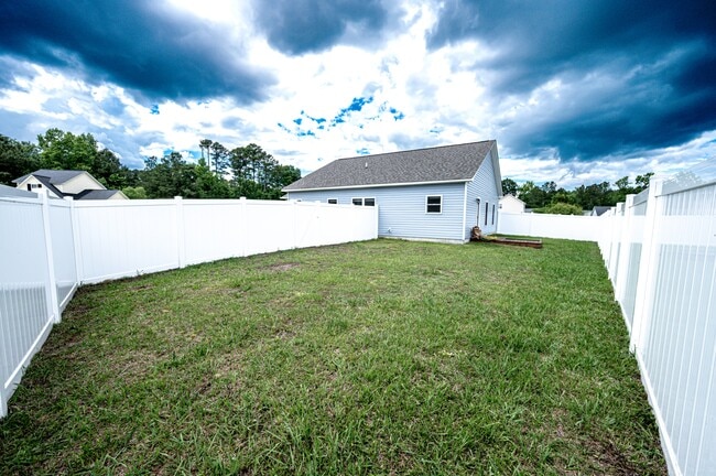 Building Photo - 103 Crooked Run Dr