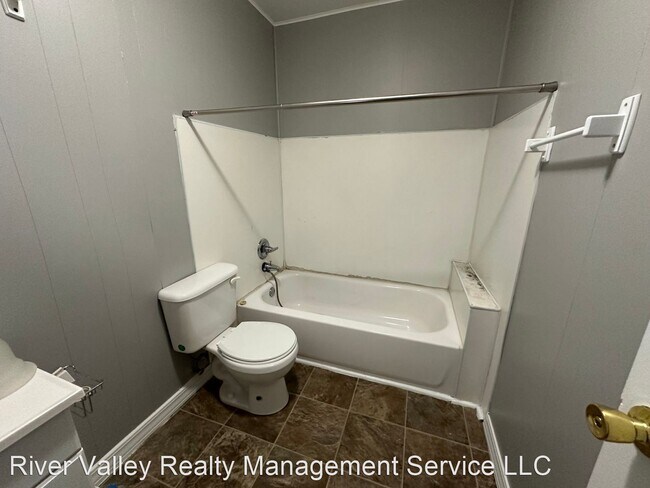 Building Photo - 4 br, 2 bath House - 1224 E Aspen Lane