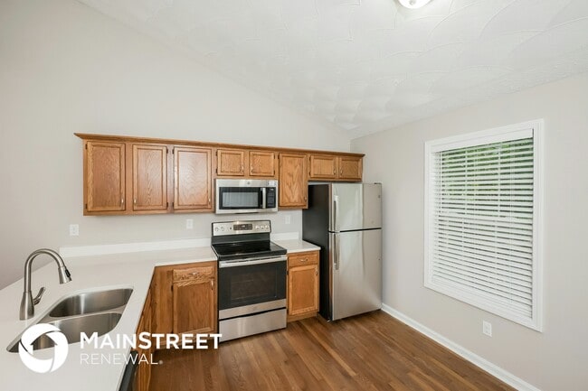 Building Photo - 806 Tin Dor Way