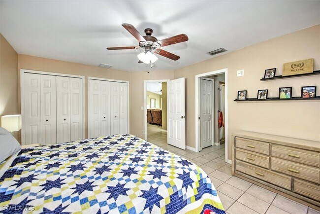 Building Photo - 1137 SW 44th Terrace