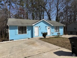 Building Photo - Beautiful & Spacious 2 Bed/1.5 Bath in Au...