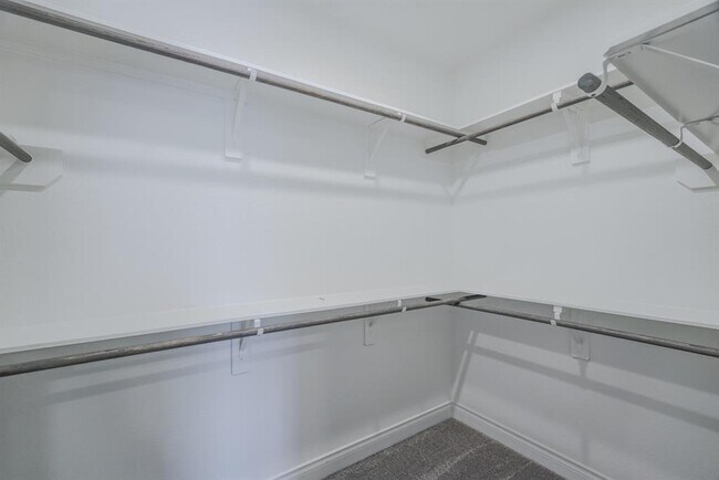 Building Photo - 17010 Harper's Way