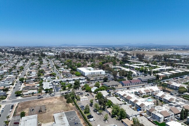 Building Photo - 7750 Stalmer St