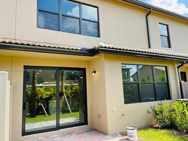 Building Photo - 8189 Cinch Way